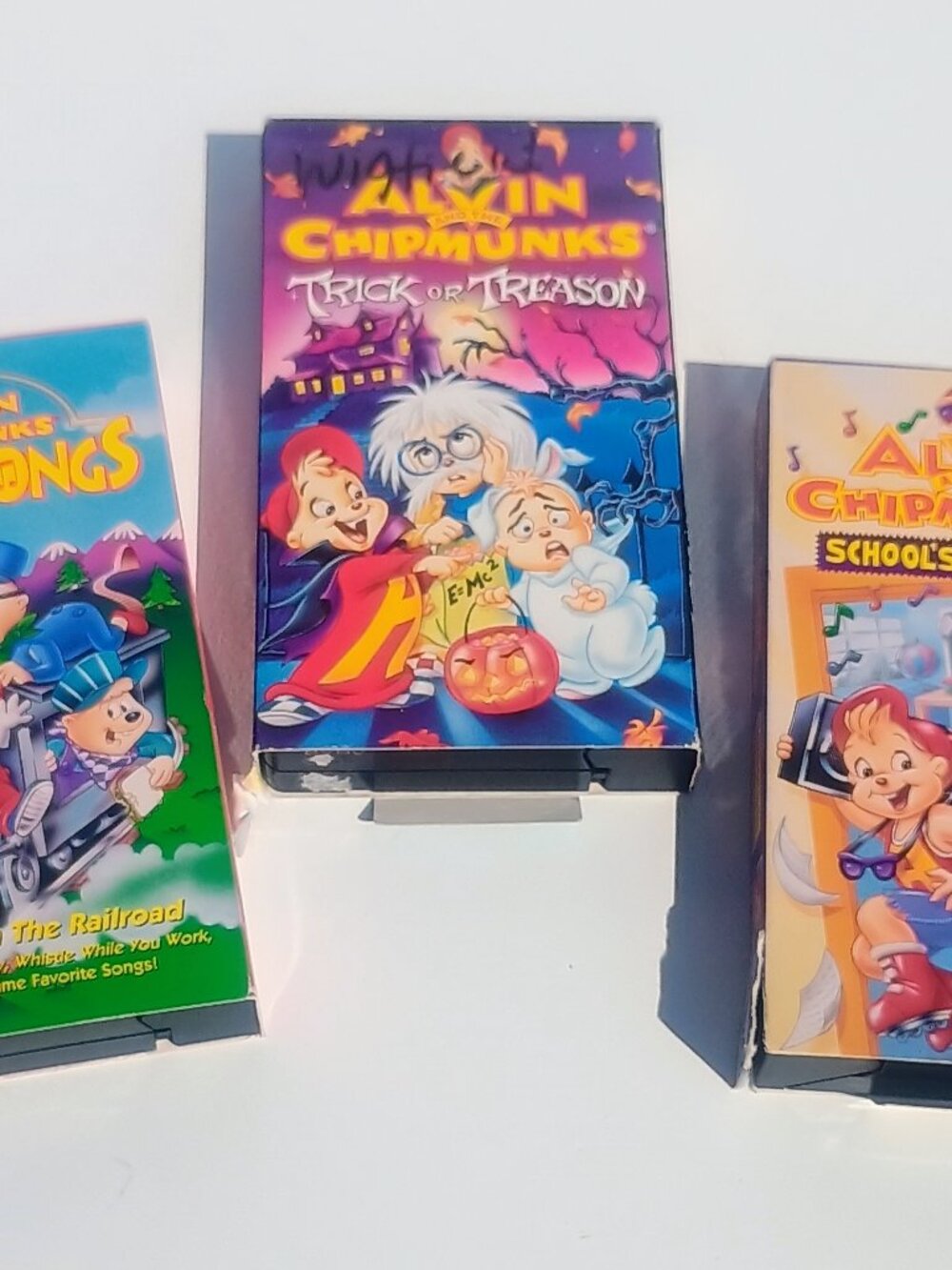 Alvin and the Chipmunks Lot of 3 VHS- Trick or Treason, Schools out & Sing-Along